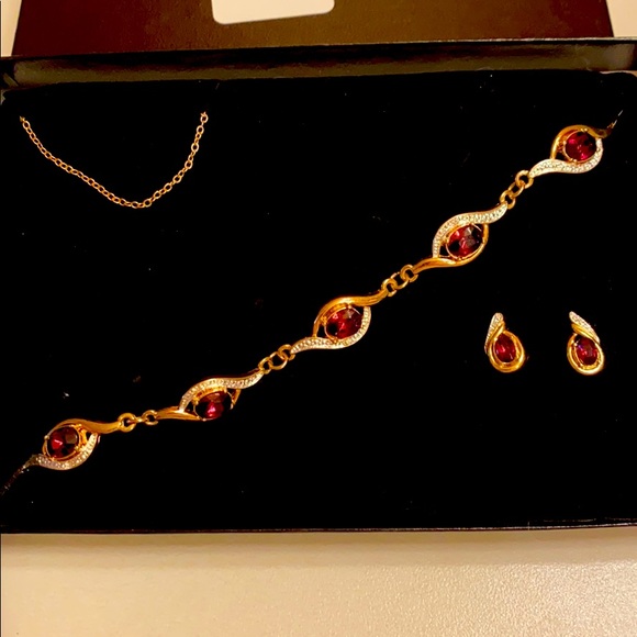 Amethyst crystal jewellery set - Picture 1 of 4